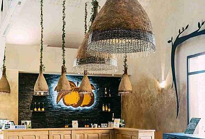 Le bar de la cidrerie Kerné