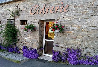 Paul Coïc cider shop